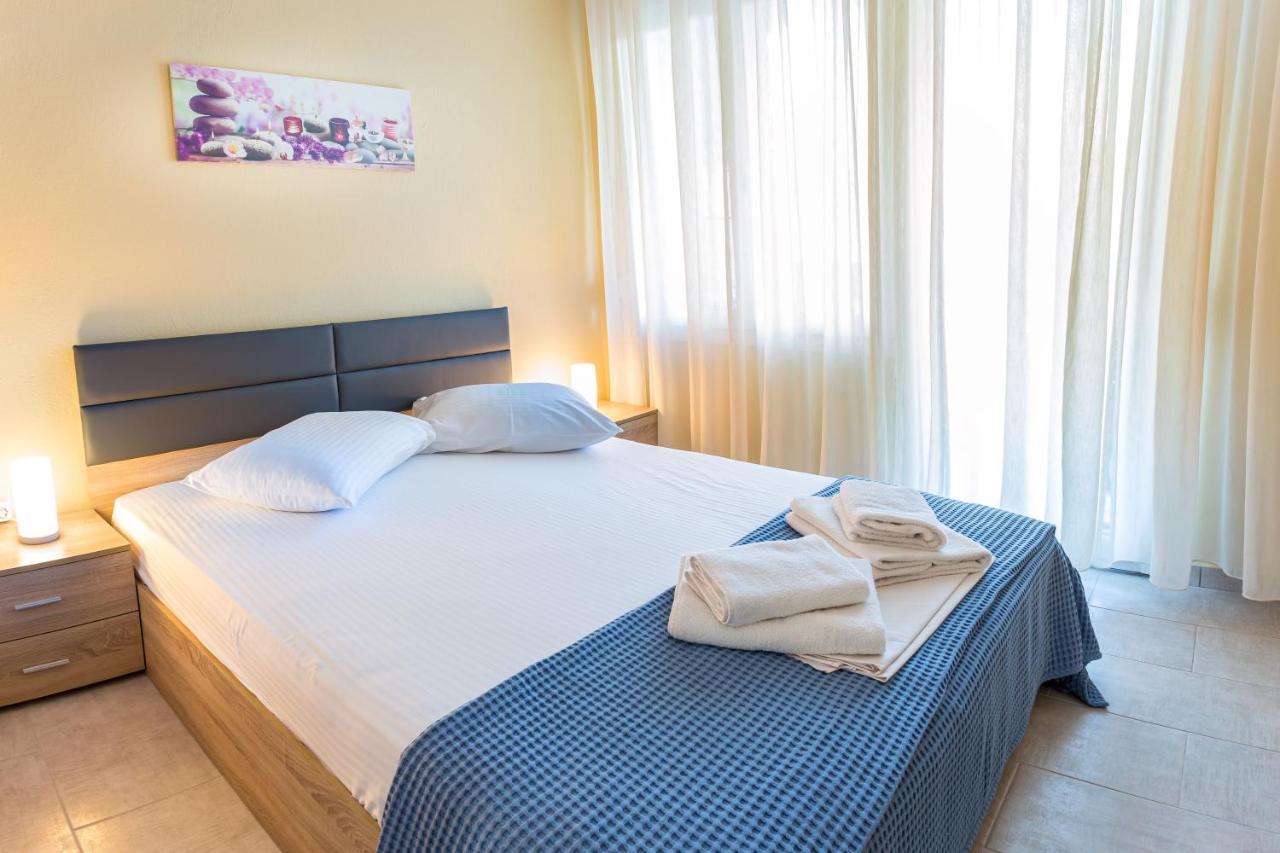 Kate'S Modern 2 Bedroom Apartment In Perea Peraía エクステリア 写真